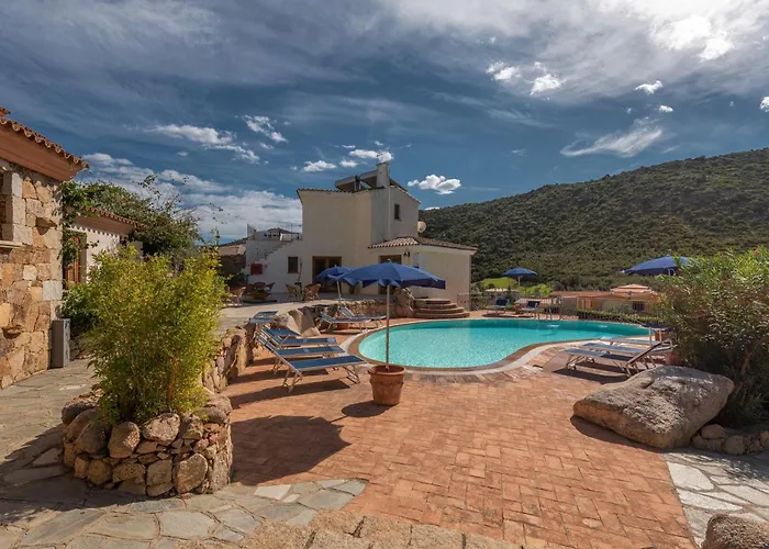 Comfy Flat Immersed In Nature